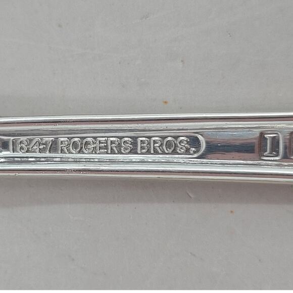 Rogers Brothers Silver Plate Eternally Yours Coquette 6-8 - Picture 5 of 12